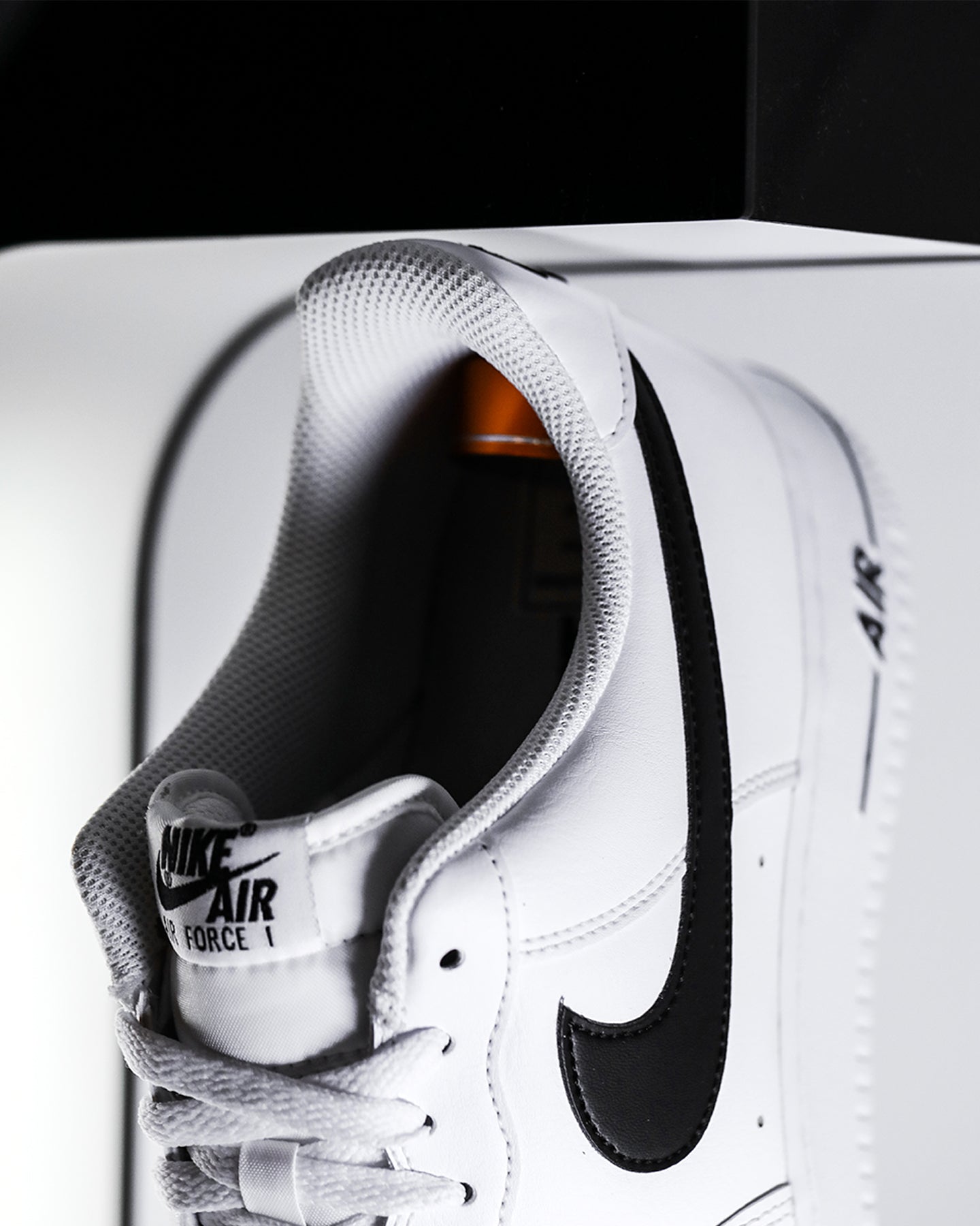 BLACK Ships From USA KISE STUDIO New Levitating Shoe Display New Version